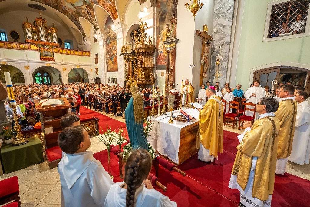 Mária búcsú Sümegen