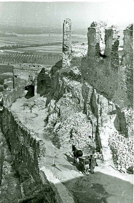 A Sümegi Vár rekonstrukciója