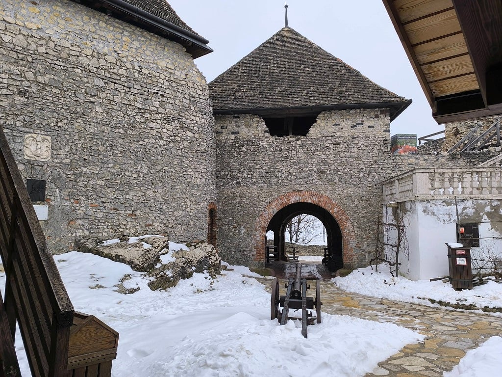 A behavazott Sümegi Vár