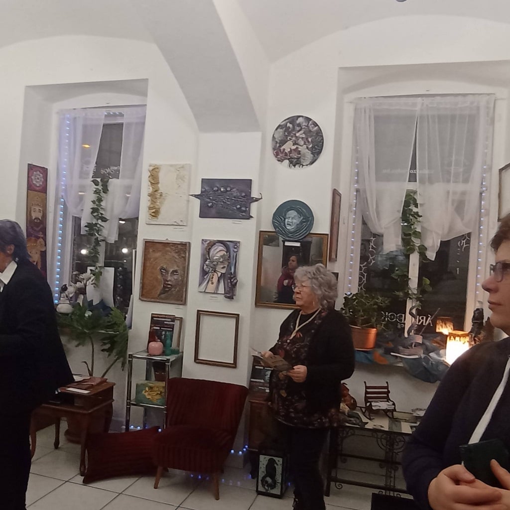 Textilszobrászati kiállítás Sümegen