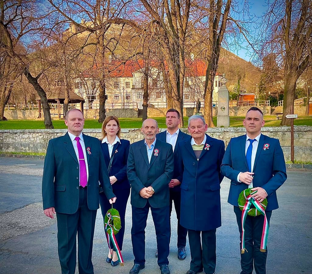 Élhetőbb Városért Egyesület megemlékezése március 15 hőseiről