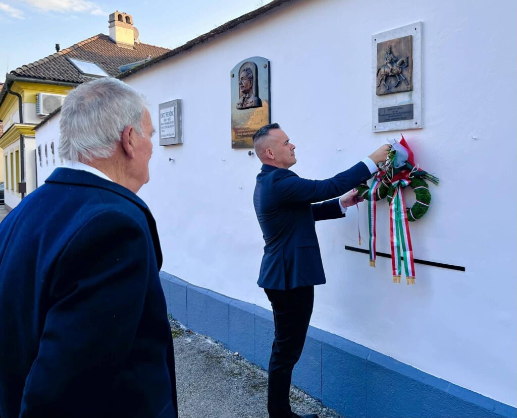 Élhetőbb Városért Egyesület megemlékezése március 15 hőseiről