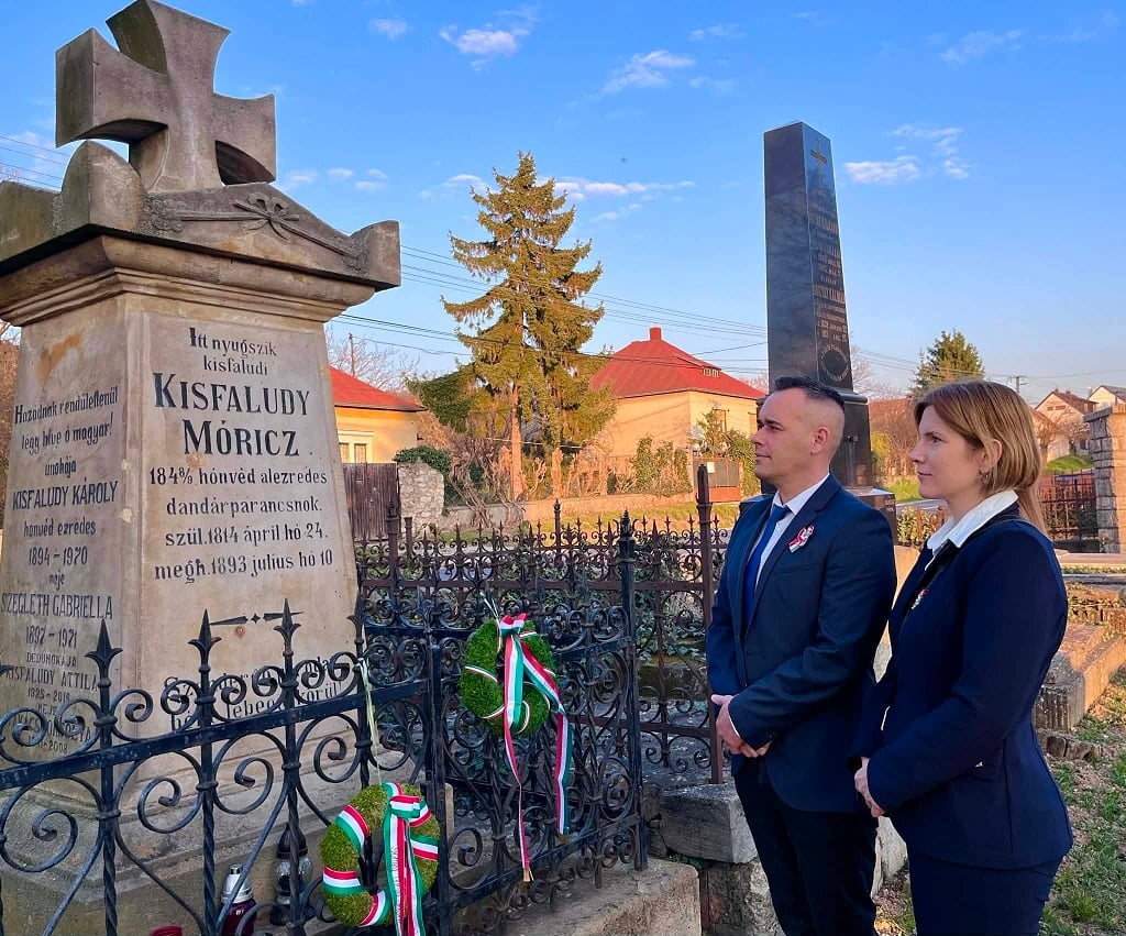 Élhetőbb Városért Egyesület megemlékezése március 15 hőseiről