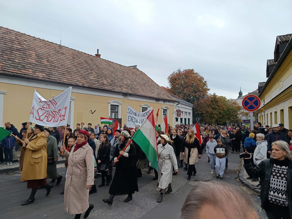 56-os megemlékezés Sümegen